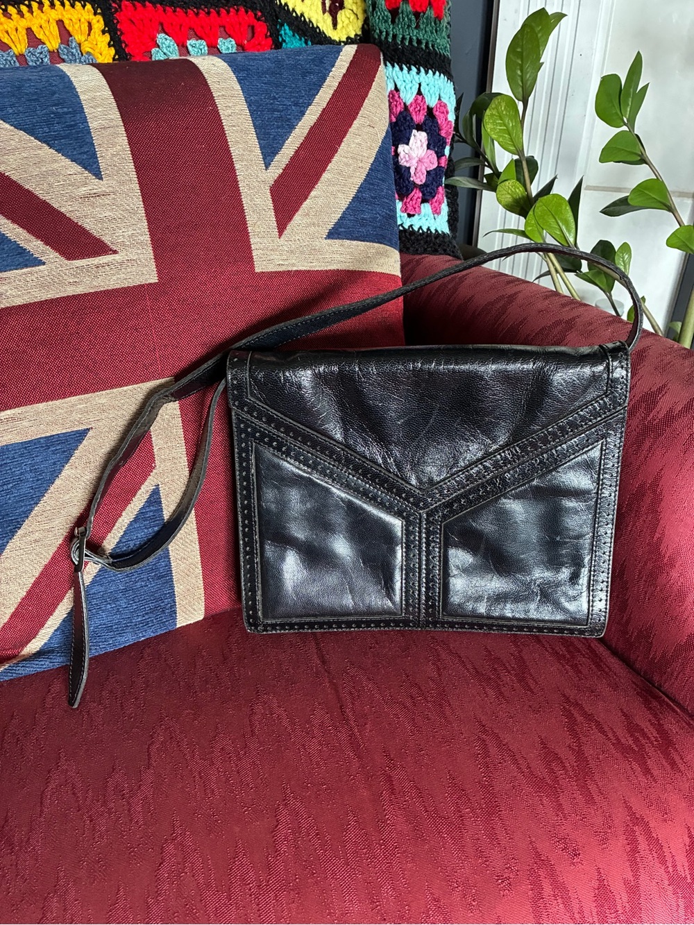 Yves Saint Laurent Shoulder Accordion Bag with Y Panels and Sexy Vintage Look